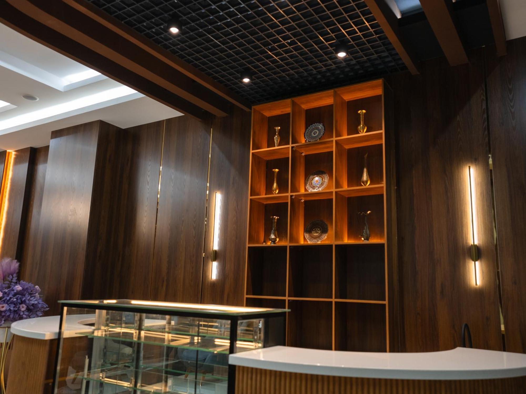Avant Wellness Hotel Pool&Spa, Free Airport Shuttle Service タシュケント エクステリア 写真